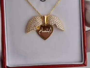 أجنحة ابيض ذهبية مع زركون
